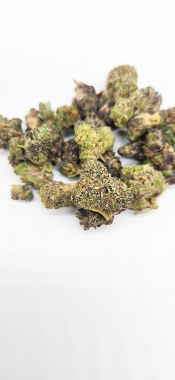 Divorce Cake Smalls  ( Indoor ) Indica Hybrid - Image 2