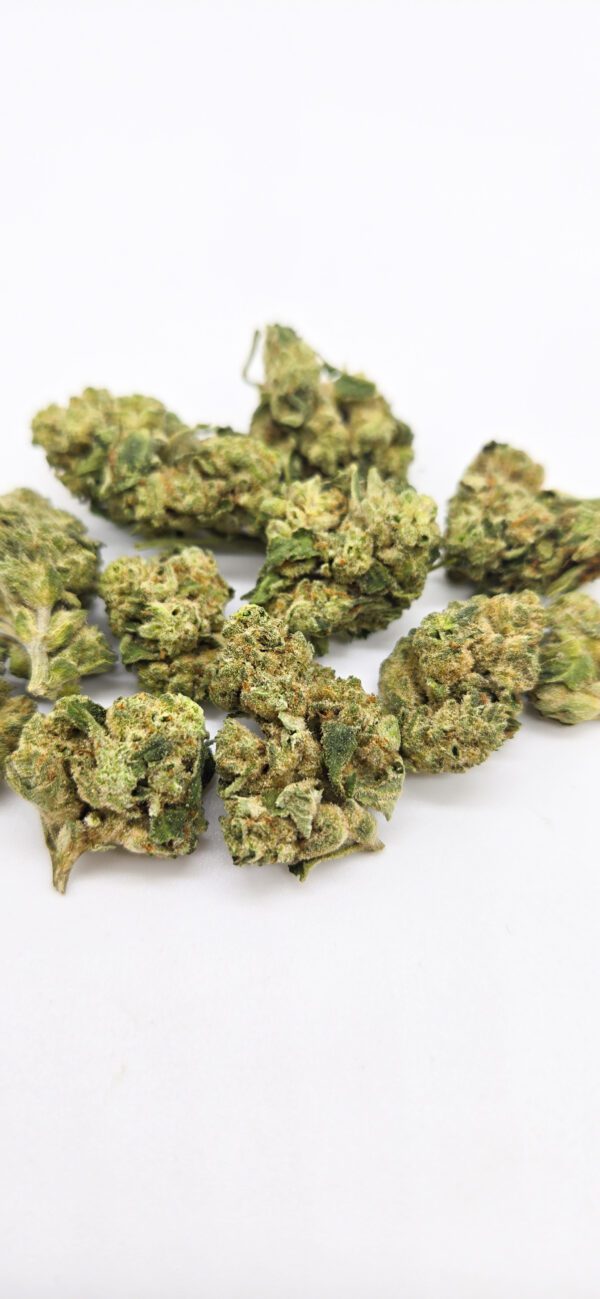 Banana Punch Smalls( Indoor ) Indica Hybrid